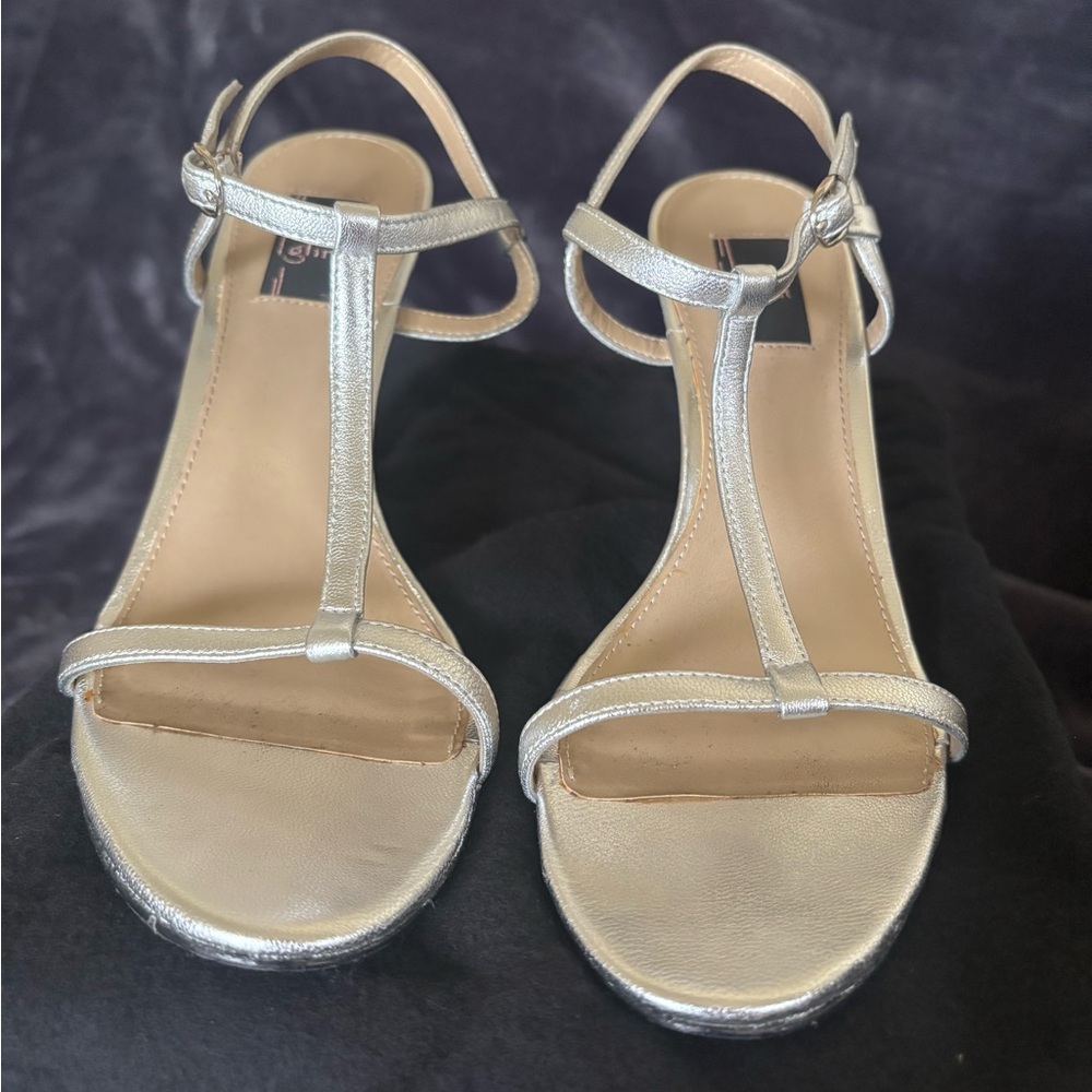 Glint Silver Sandals with T-Strap Design